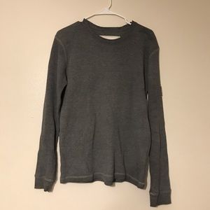 Vintage Early 2000’s Men’s Billabong Gray Waffle Knit Long Sleeve Shirt Size S